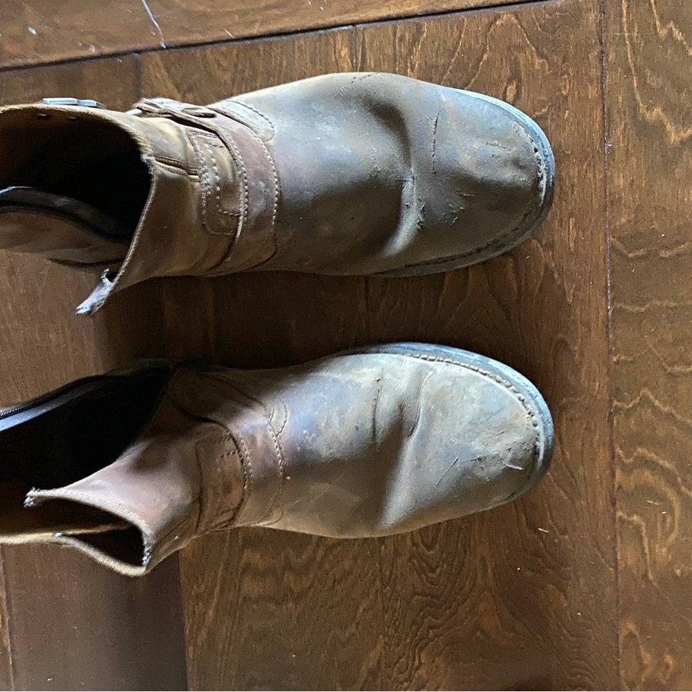 Harley Davidson biker/work boots. Well worn!